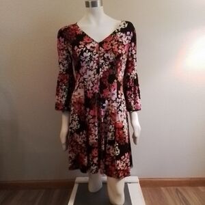 London Times Poly/Spandex Pink/Black Fit & Flare Dress, V-Neck, Bell Sleeve, 10